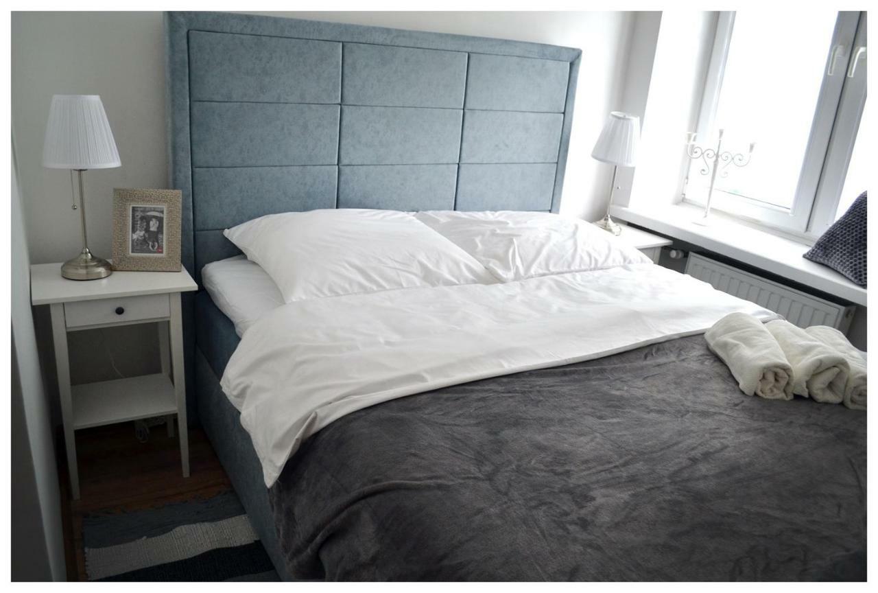 Color24 Apartament Stalowa Wola Ngoại thất bức ảnh