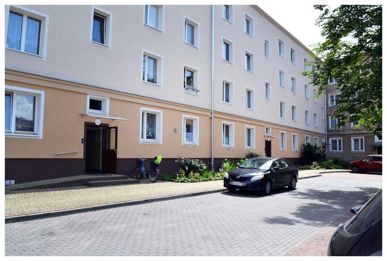 Color24 Apartament Stalowa Wola Ngoại thất bức ảnh