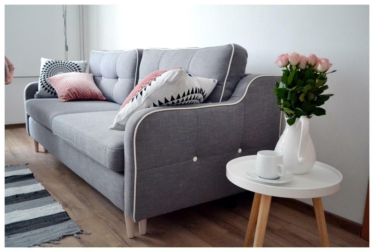 Color24 Apartament Stalowa Wola Ngoại thất bức ảnh